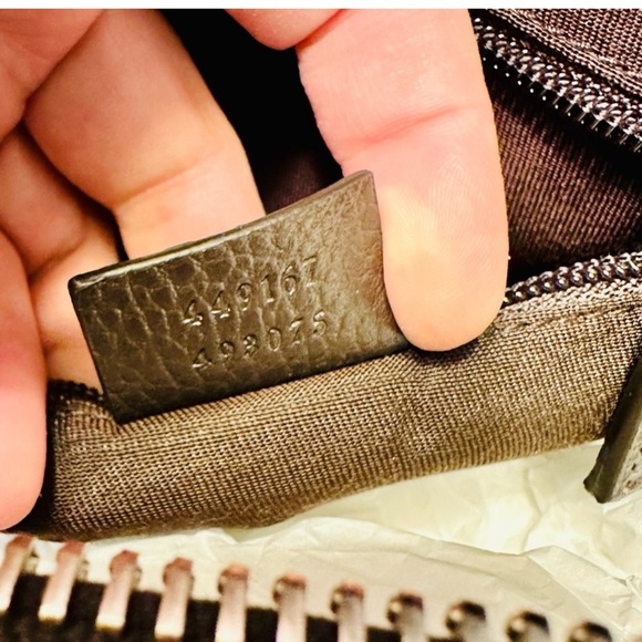 Gucci Unisex Classic Luggage Original GG
NWT
Canvas Carry On Duffle Travel​ - Picture 9 of 10